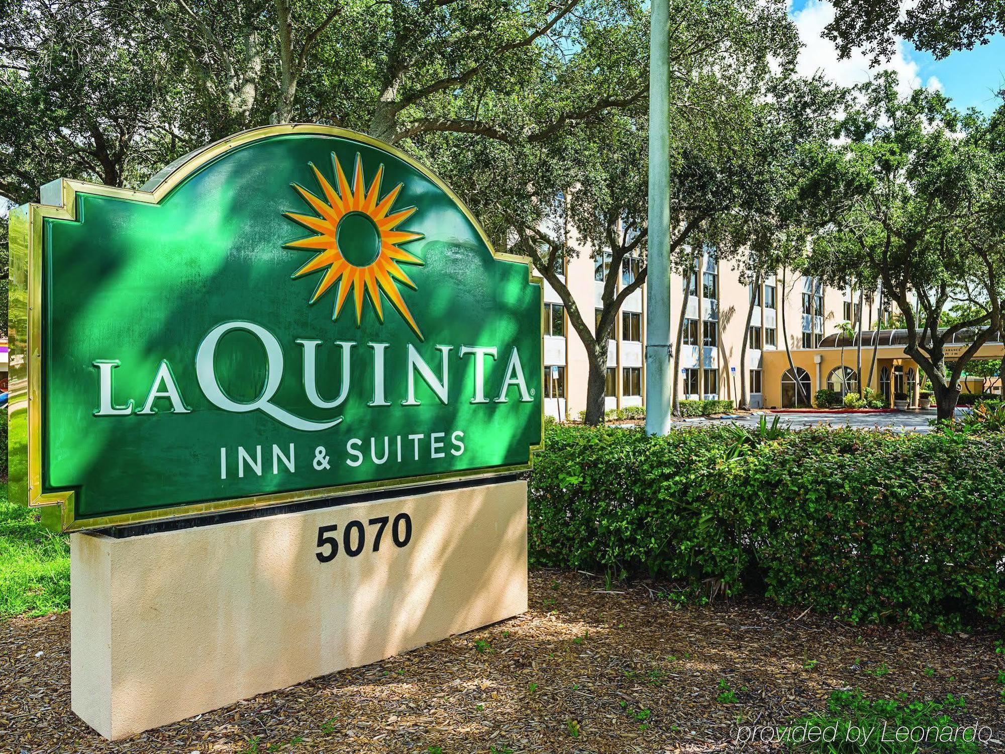 La Quinta By Wyndham Fort Lauderdale Tamarac Exterior photo