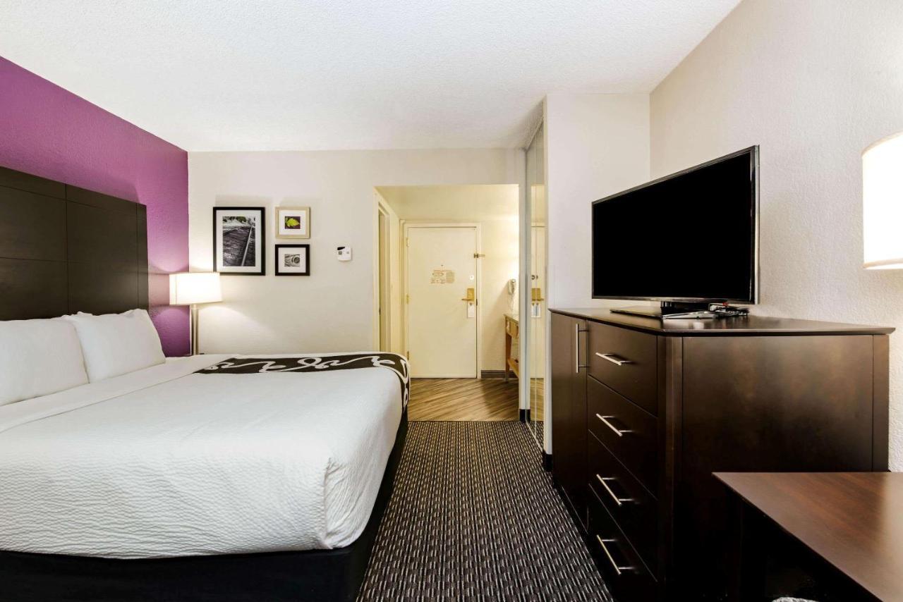 La Quinta By Wyndham Fort Lauderdale Tamarac Exterior photo
