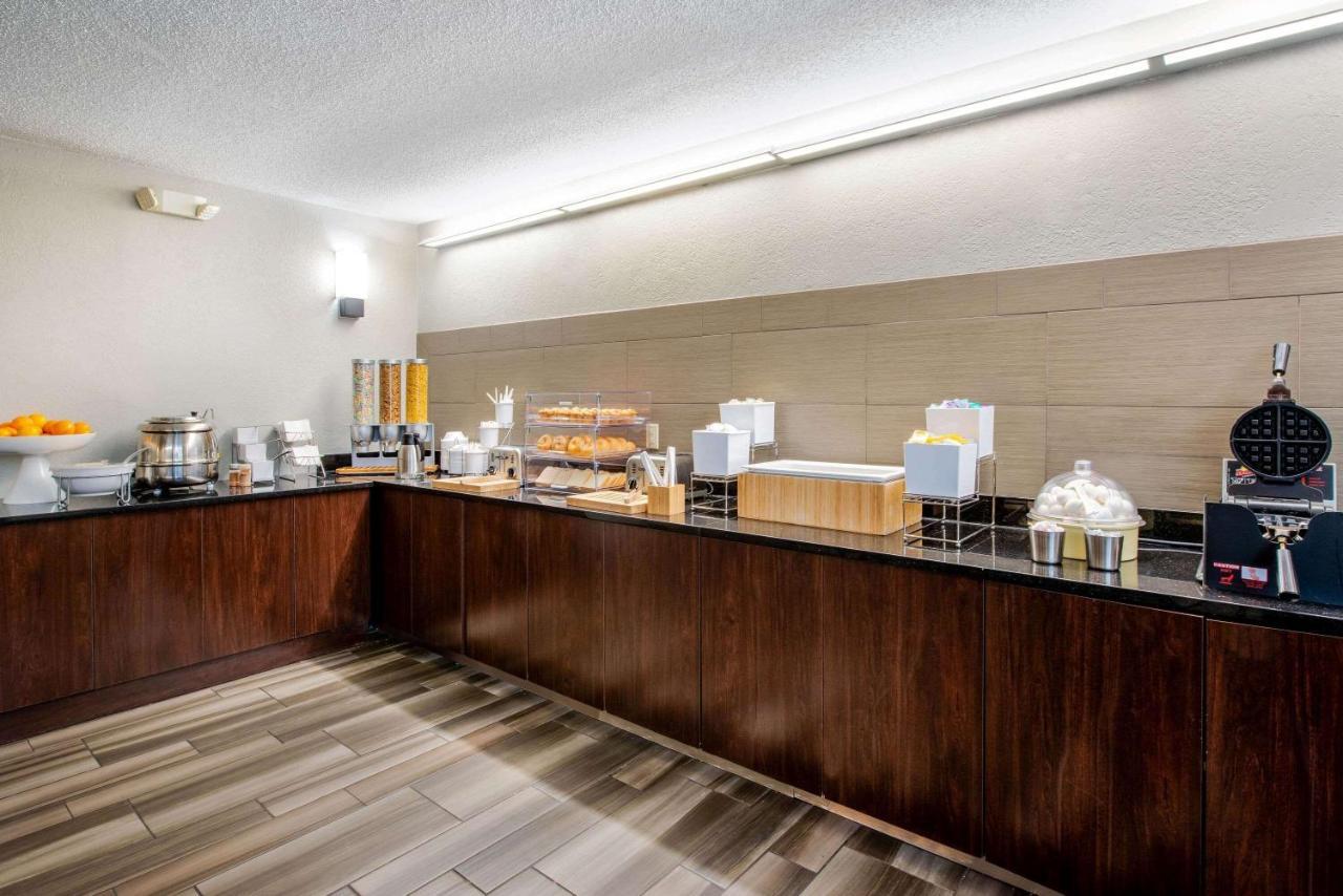 La Quinta By Wyndham Fort Lauderdale Tamarac Exterior photo